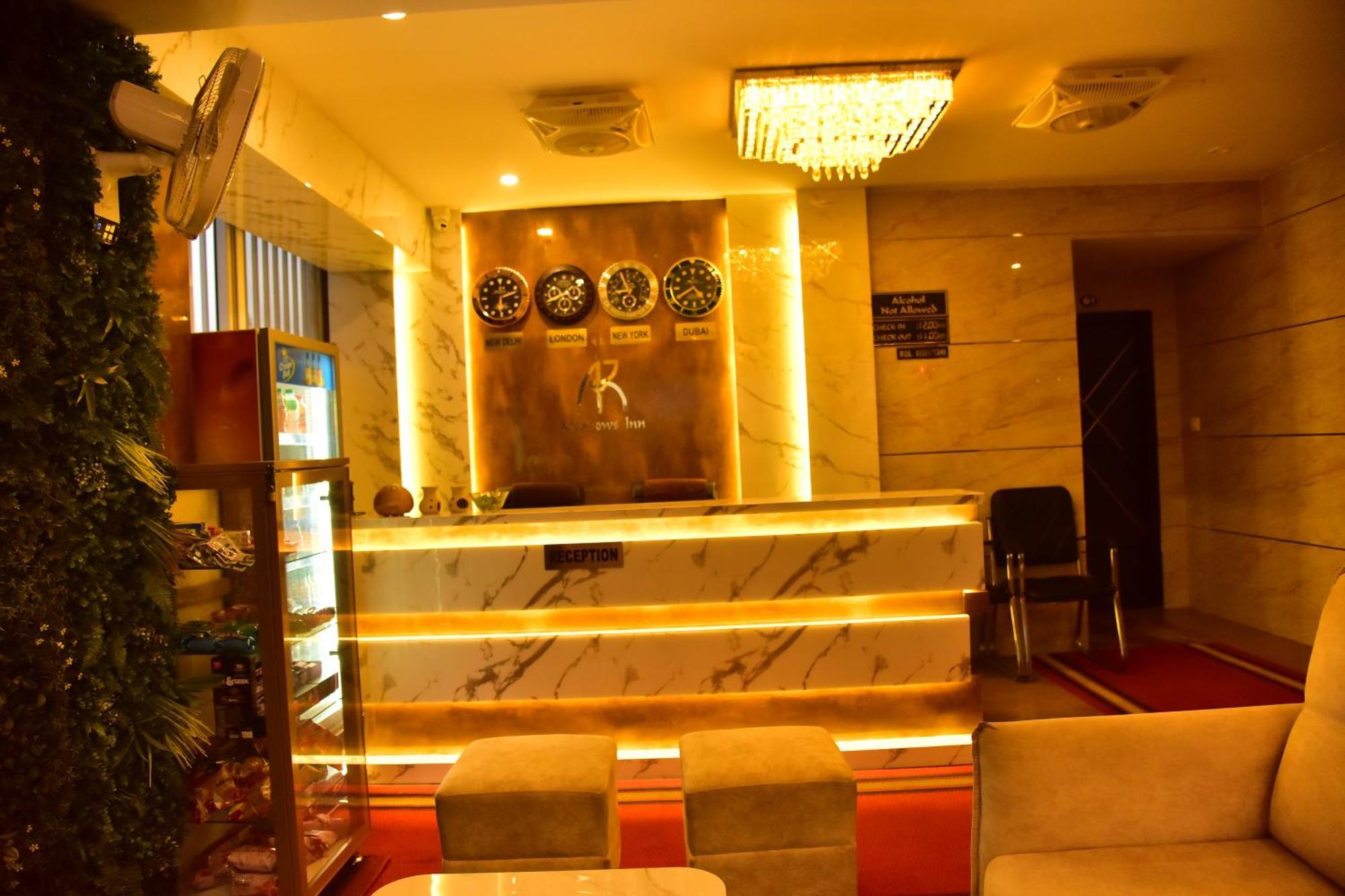 Meadows Inn Mysore Exterior foto