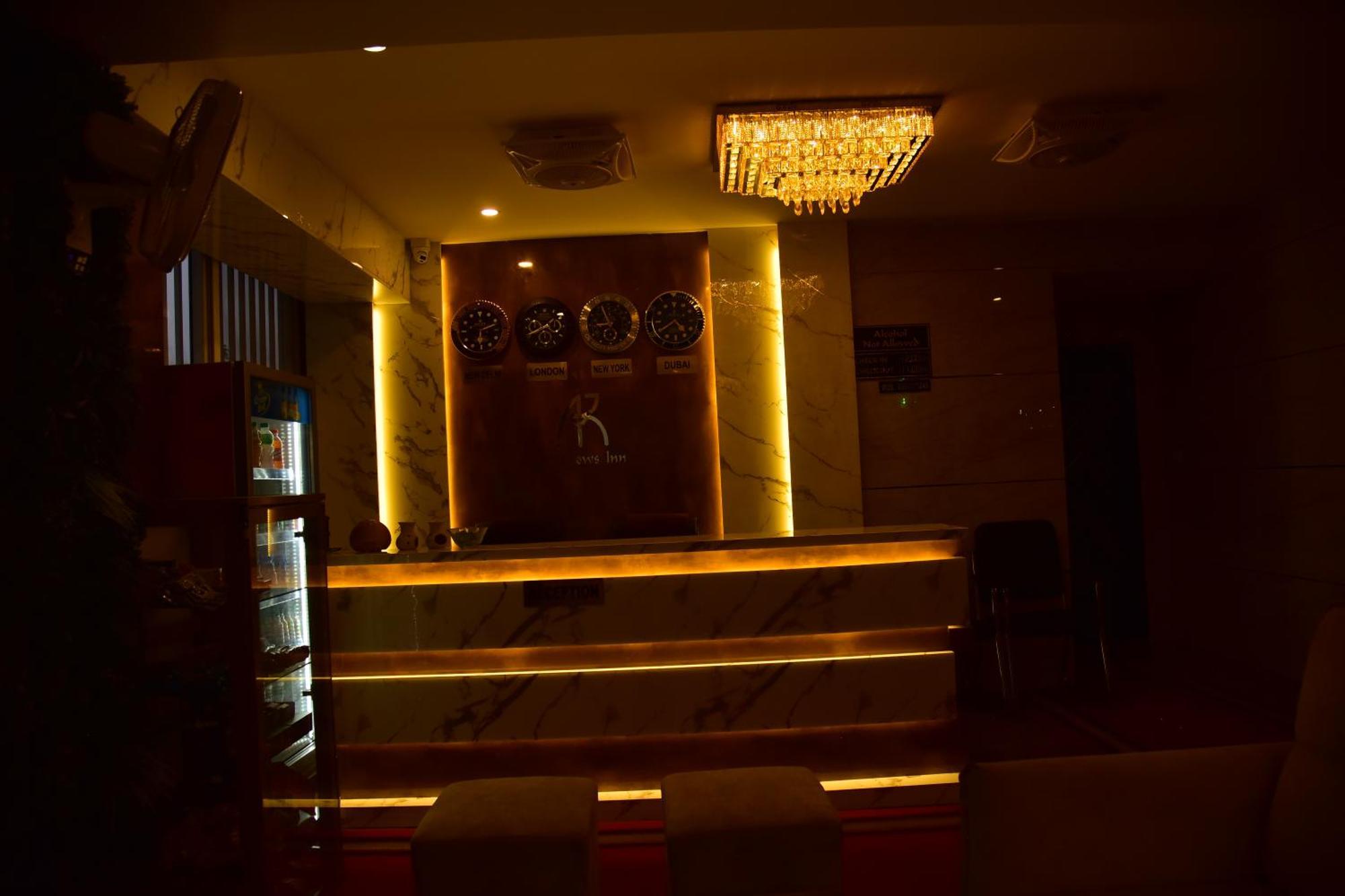 Meadows Inn Mysore Exterior foto